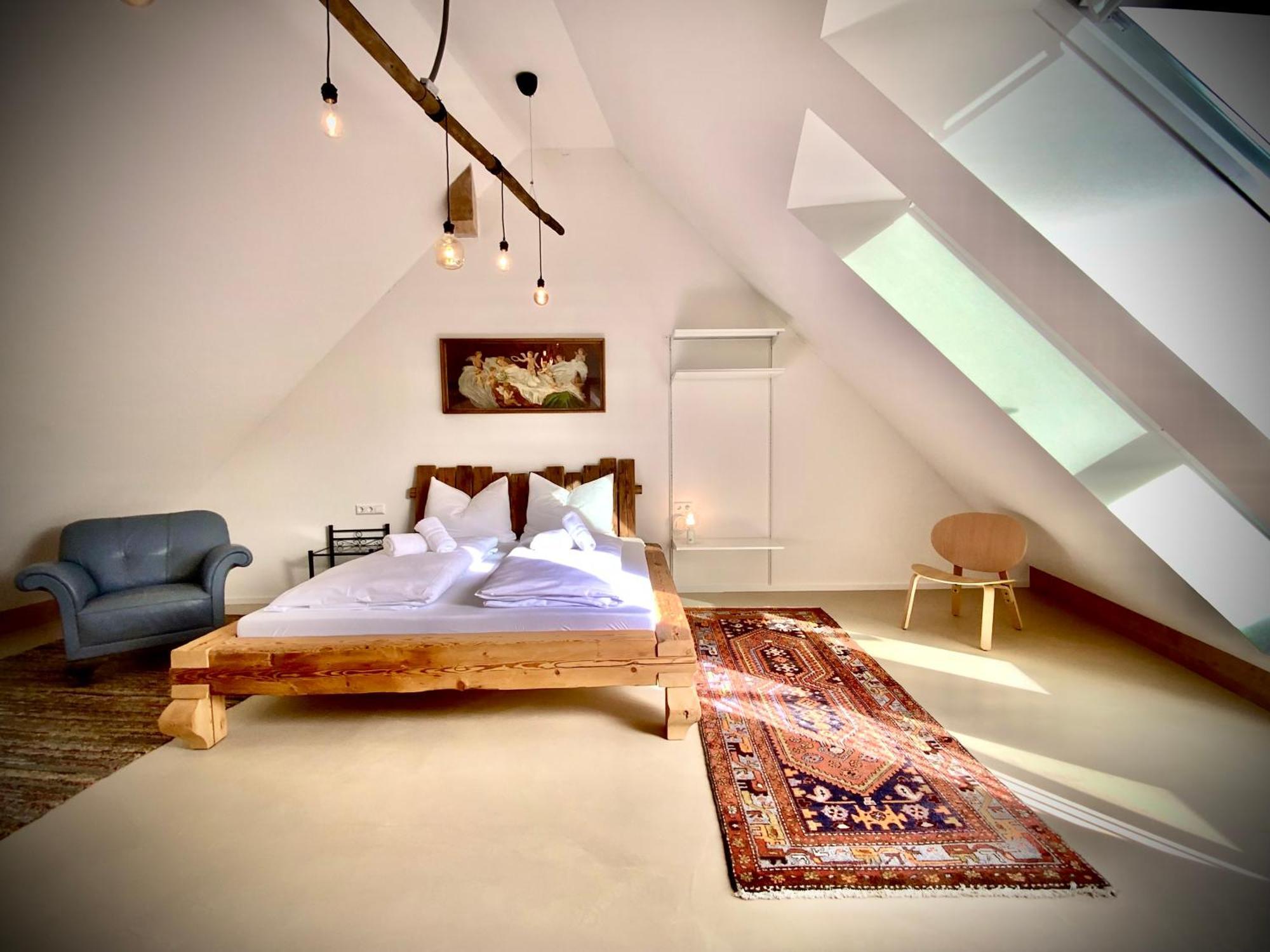 Waterfront - Urbane Eleganz Am Bachufer Apartment Villach Ruang foto